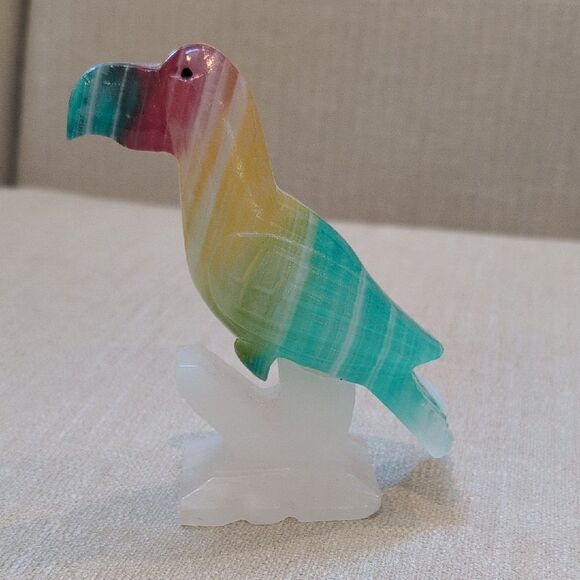 Colorful Painted Molded Marble Toucan Bird Figurine Vintage - Picture 1 of 8